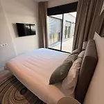 Student Experience - Luxury *