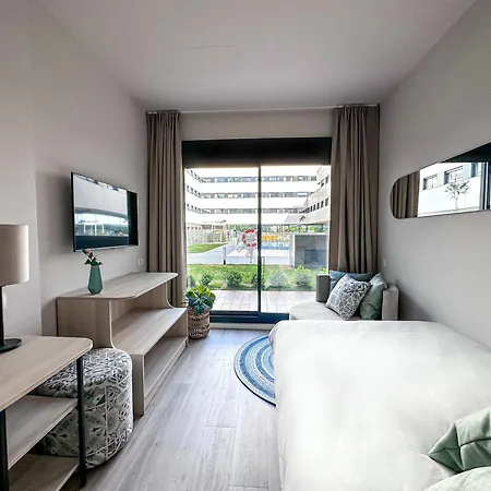 Living Experience Hostel