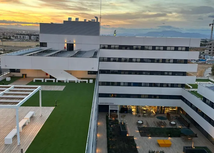 Living Experience Hostel